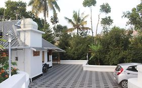 4 Acre Woods Farm Stay
